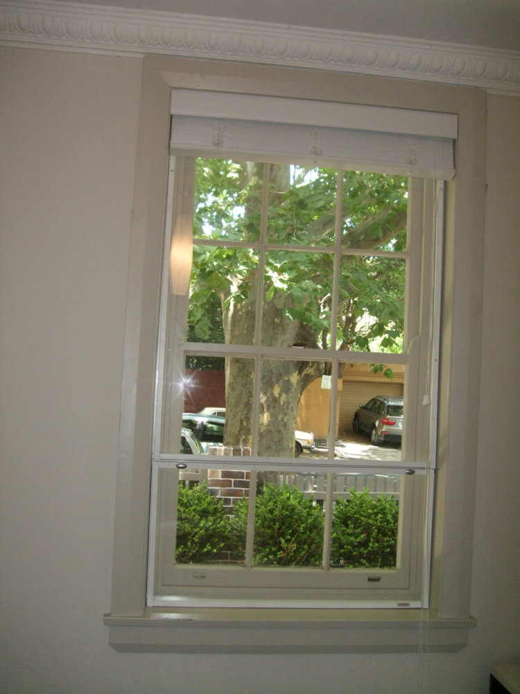 Double-Glazed-Window-System-Magnetic