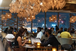 busy-restaurant